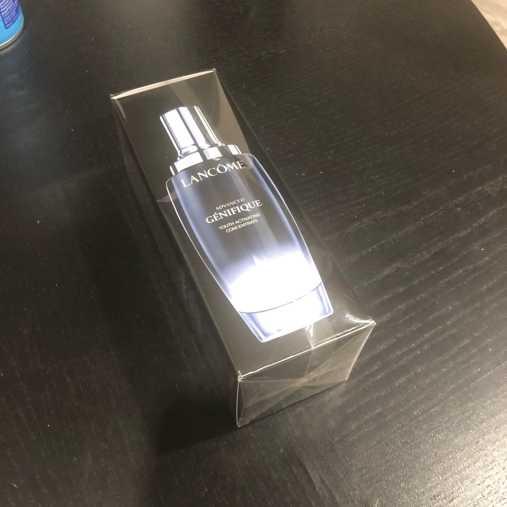 SOLD Lancôme advanced Génifique face serum